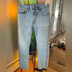 501 Original Sport Stripe Cropped Women’s Jeans